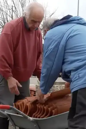 Estaleiros municipais da Marinha Grande concentram materiais gratuitos para reconstrução